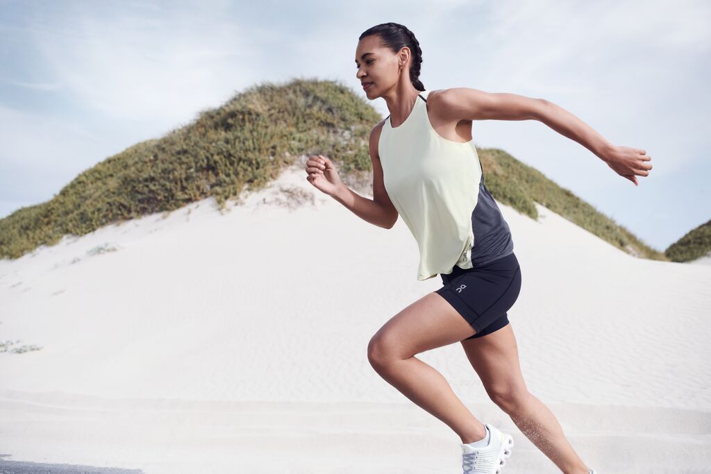 On Sprinter Short Femmes Noir